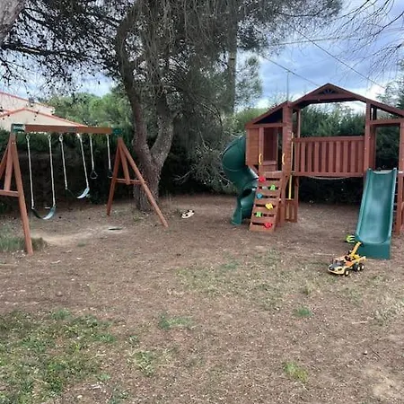 בית נופש Maison 10 Personnes A *
