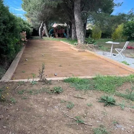 בית נופש Maison 10 Personnes A Pennautier